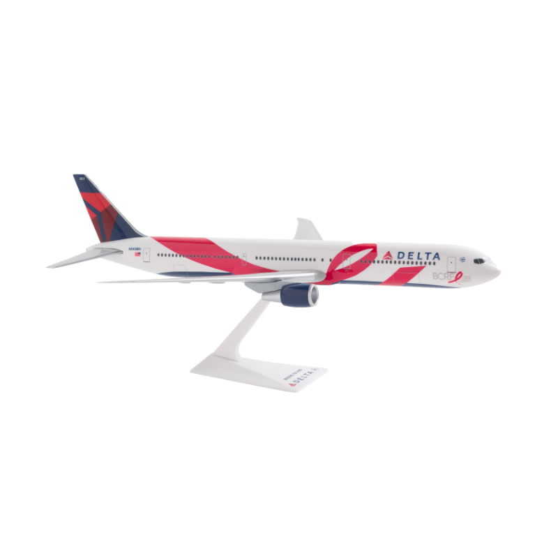 BCRF 767-400 1:200 Scale Plane